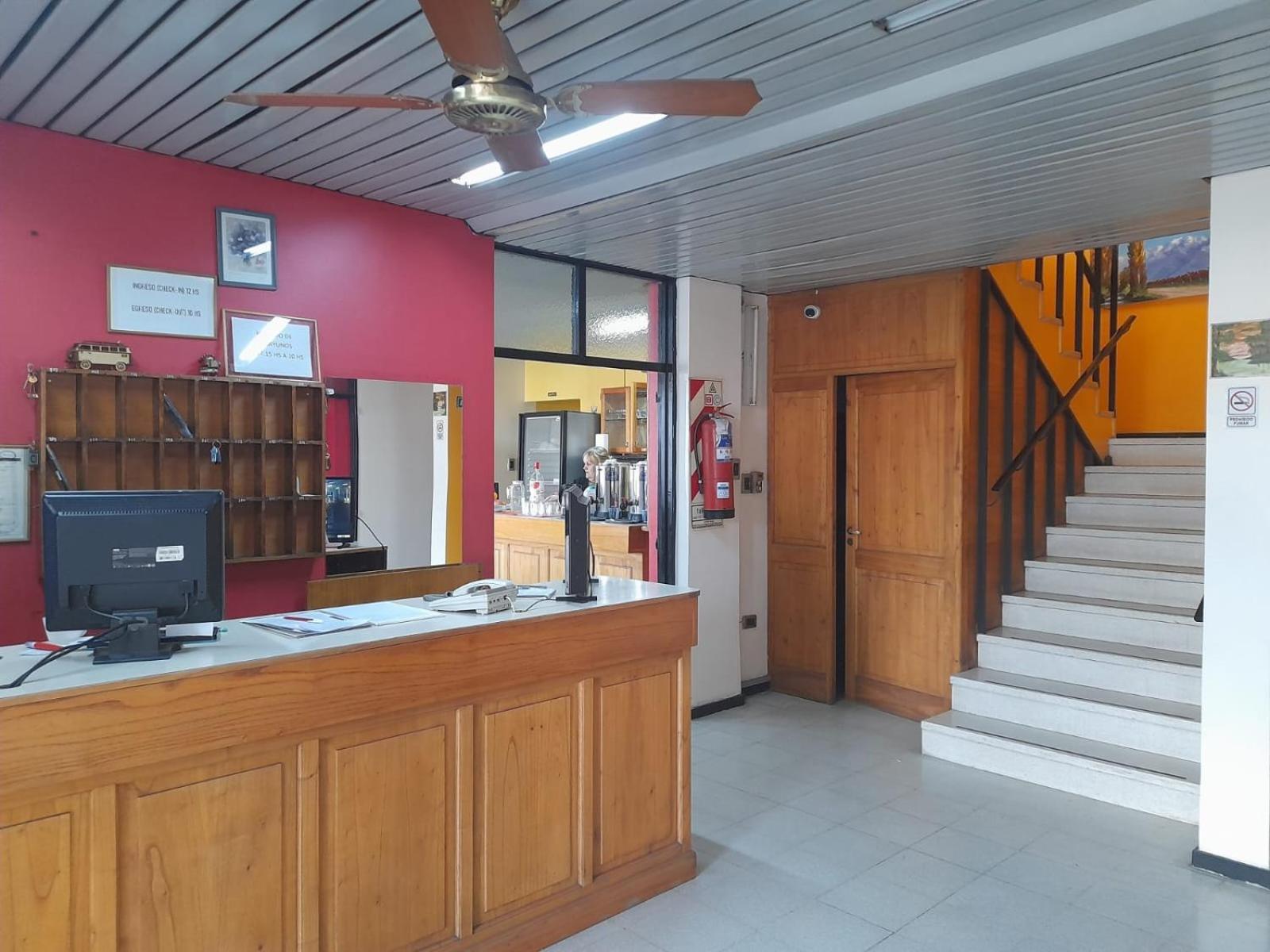 Bari Hotel Capdevila ภายนอก รูปภาพ